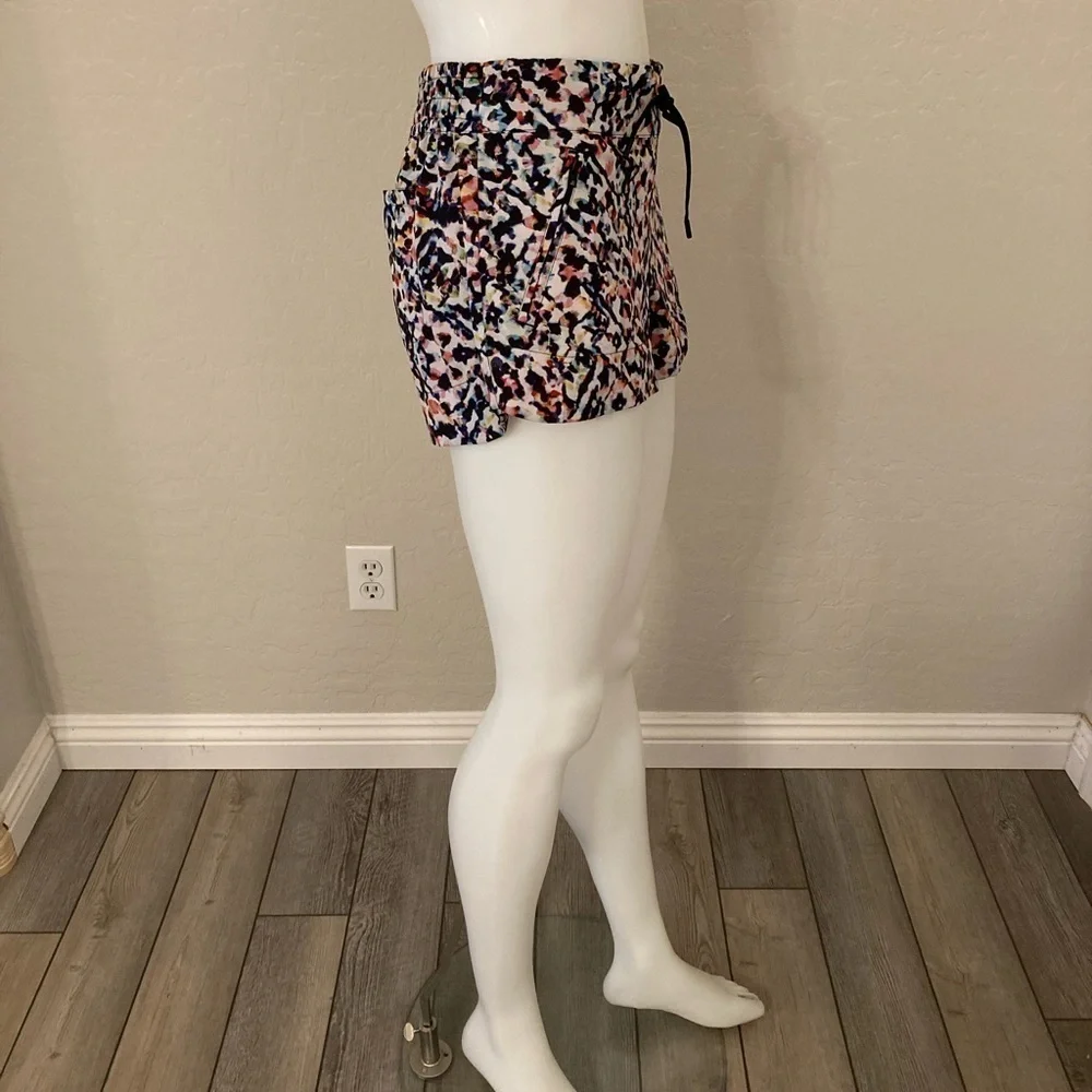 Athleta Multicolor Abstract Watercolor Print Athletic Shorts Size 4